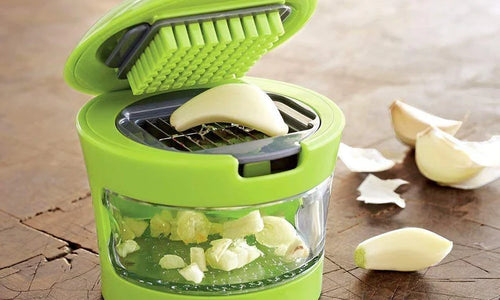 Garlic Cutter/Chopper/Crusher for Kitchen (Green, 1 Pc)
