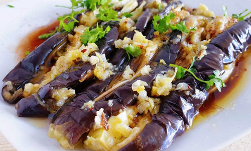 Organic Steamed Brinjal With Onion,Garlic&Herbs