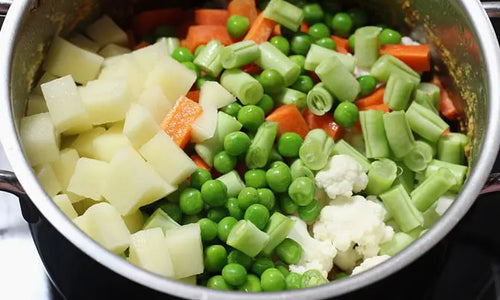 Organic Chopped Vegetables Hyderabadi Korma Mix