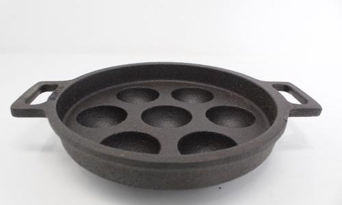 Cast Iron Paniyarakal/Paddu pan/Uniiyappam Chatti Pre-Seasoned