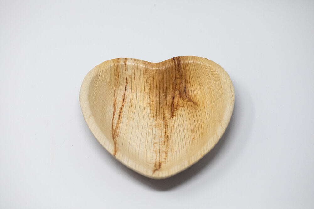 areca palm palm heart Areca Leaf Bowl Heart Shape (100% Bio-degradable) – GreenDNA® India