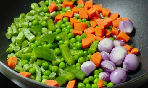 Organic Chopped Vegetables (Bisi Bele Bath Mix)