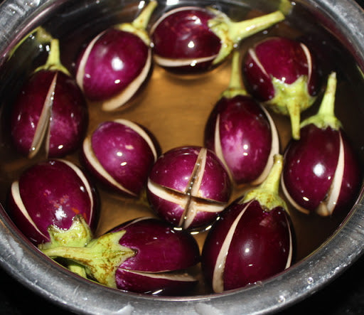 Organic Cut Brinjal For Stuffing