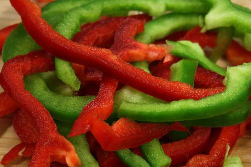 Organic Green & Red Bell Pepper Sliced