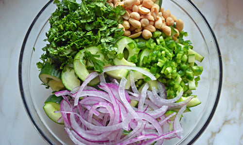 Organic Spanish Cucumber & Peanuts Salad Pack