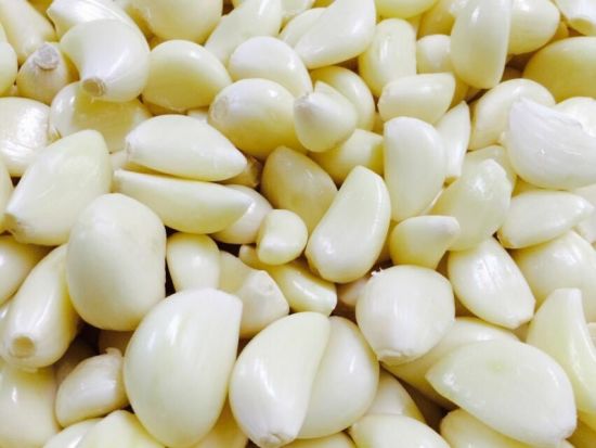 Organic Peeled Garlic